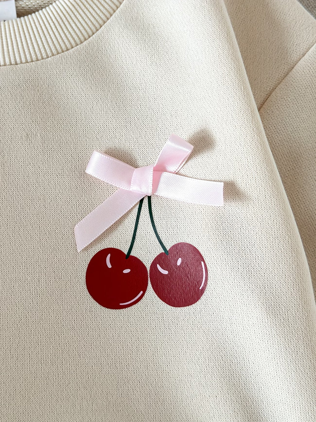 Sudadera cerezas